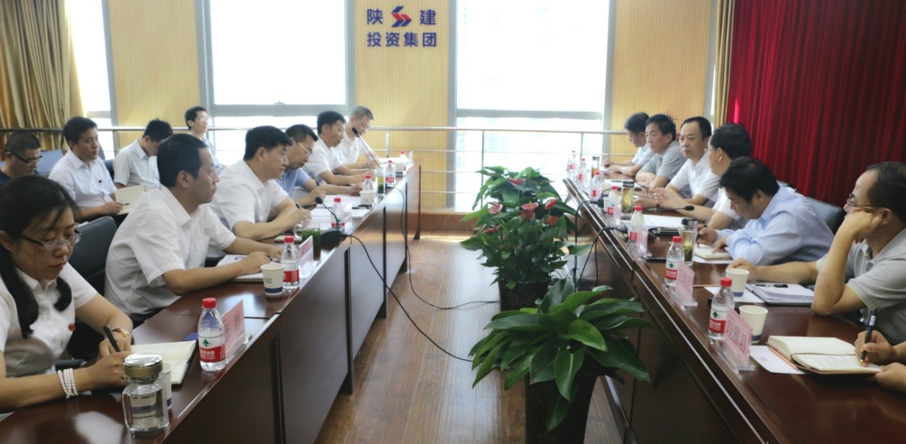 銅川市委常委、常務(wù)副市長嚴(yán)維佳率隊來陜建投資集團(tuán)洽談合作