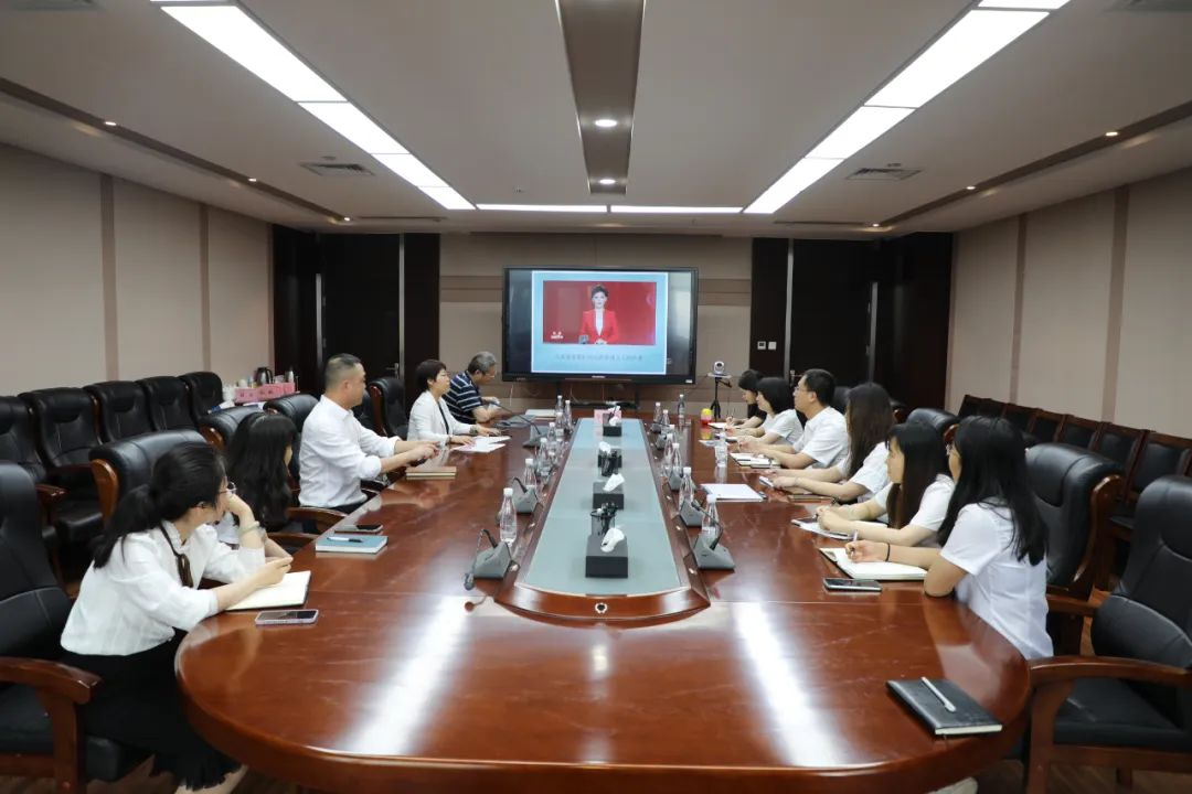 陜建產(chǎn)投集團(tuán)開展新聞稿件采寫、視頻編輯專題培訓(xùn)